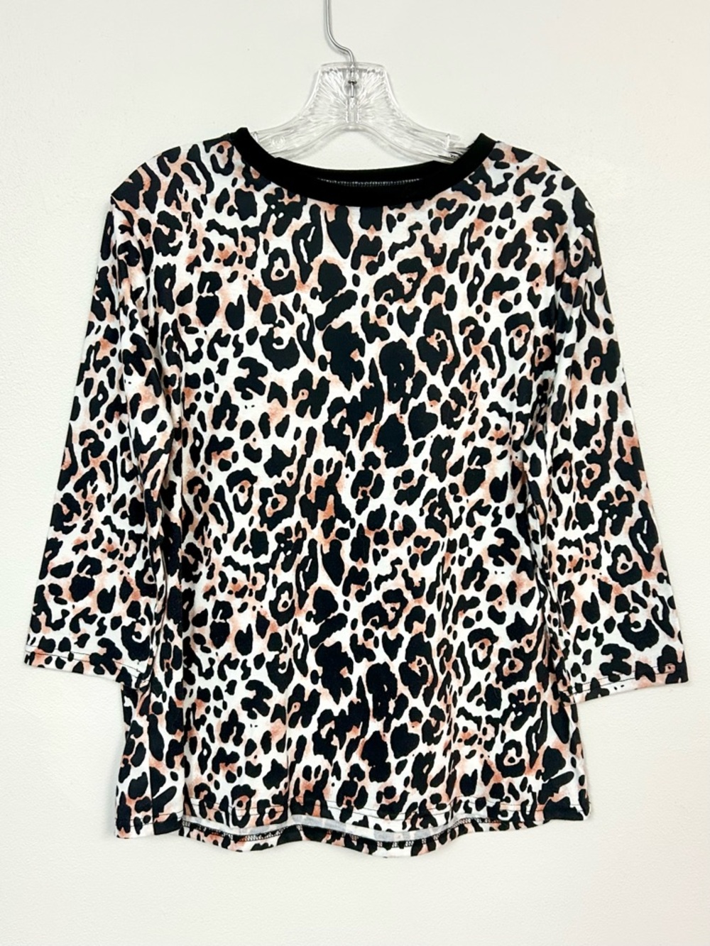 BLOOMING JELLY 🦘Soft Leopard Print Motif 3/4 Sleeve Top - Size L